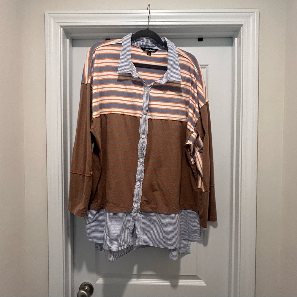 Davi & Dani Mixed Print Collared Button Up Shirt - image 1